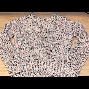 White, black and purple sweater , in excellent condition, I’ll take offers